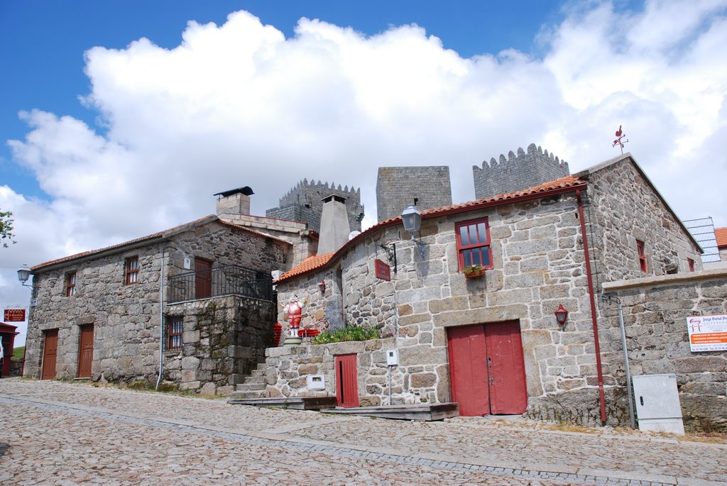 Castelo de Montalegre by Rui Pereira Coelho