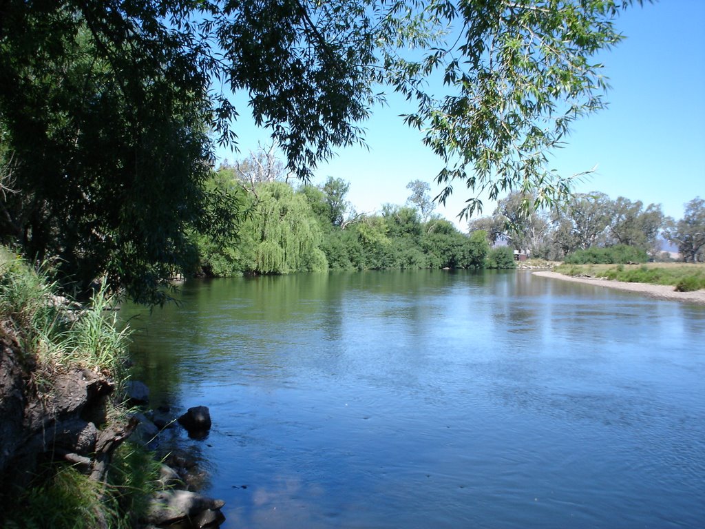 Murray River Camping Spot. by James (Jimbob) Peat.