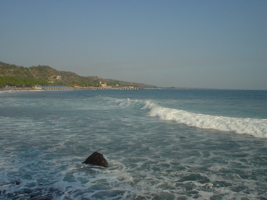 Muelle del puerto de la libertad, el salvador by RC Herrera