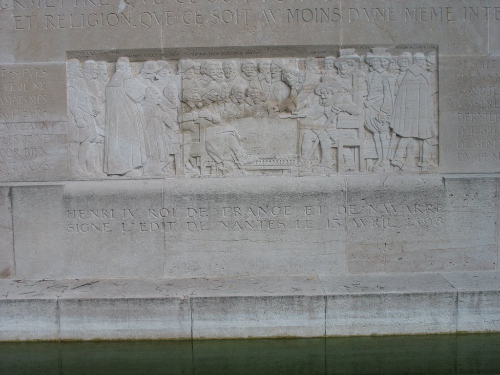 Genève - Reformation monument - Mur des Réformateurs by Han Jongeneel