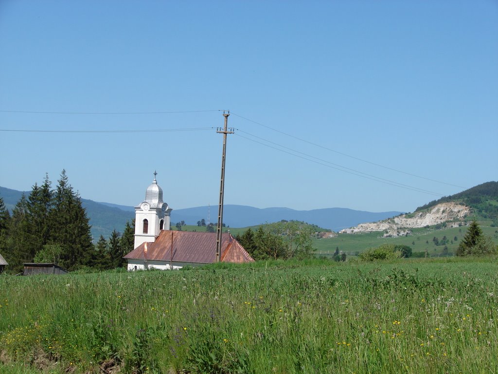 Biserica din Izvoru Mureşului by pop eugen