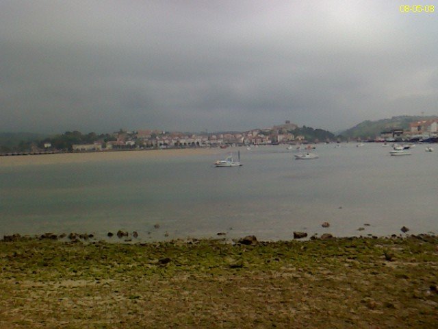 San Vicente de la Barquera, Cantabria, Spain by pandoukht