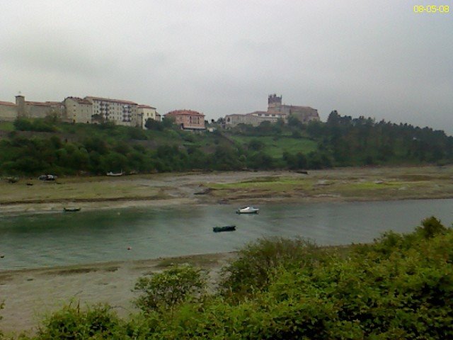 San Vicente de la Barquera, Cantabria, Spain by pandoukht