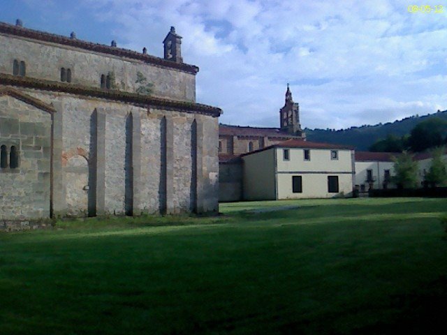 Villaviciosa, Asturias, Spain by pandoukht