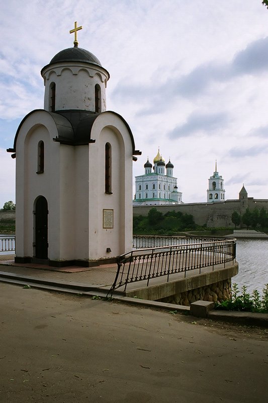 Ольгинская часовня (Olginskaya chapel) by Konstantin Kč