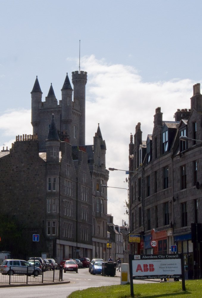 Aberdeen, UK by Valentin Kulikov