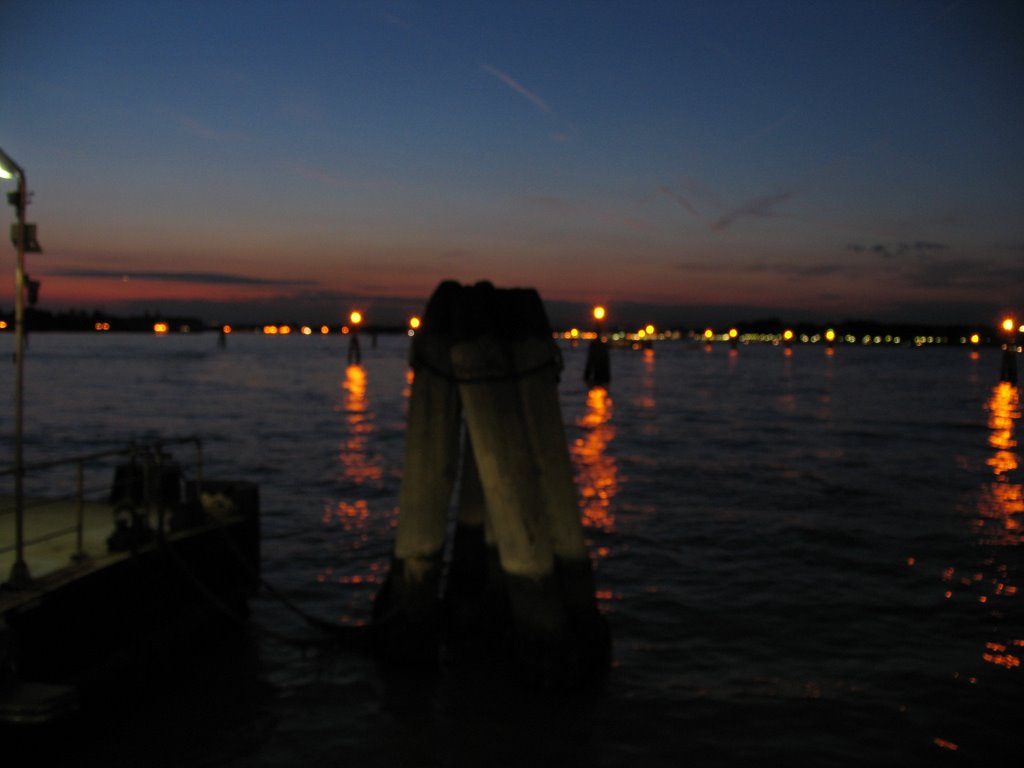 At dusk, Lido di Venezia by Gábor Székely