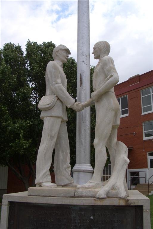 Peace Treaty statue, Medicine Lodge, KS by marnox1