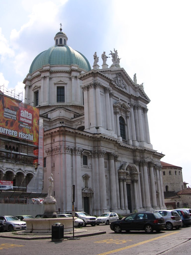 Duomo by Luca Meneghini