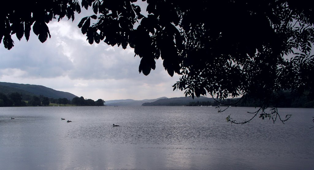 Lake Coniston (July 2004) by Robert Cox