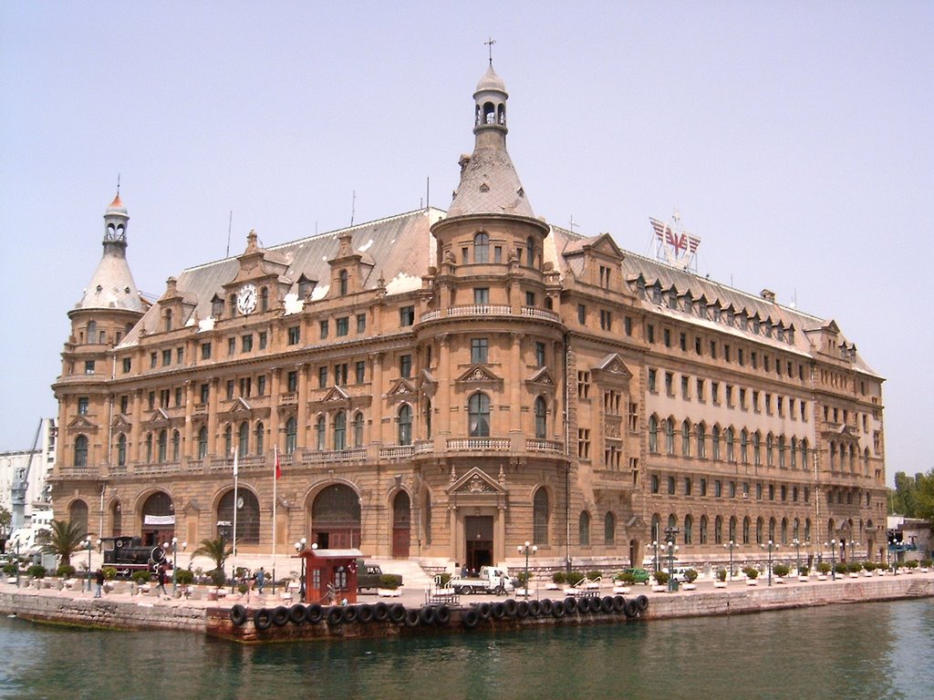 Haydarpasa by erdemkestep