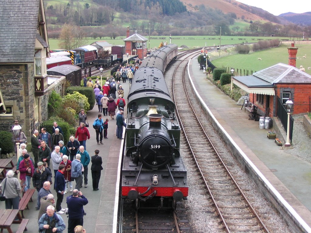 Carrog Station by woodbeast