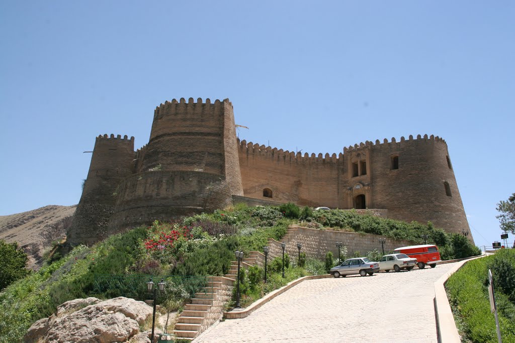 Khorramabad, Lorestan, Iran by Dick Heuff