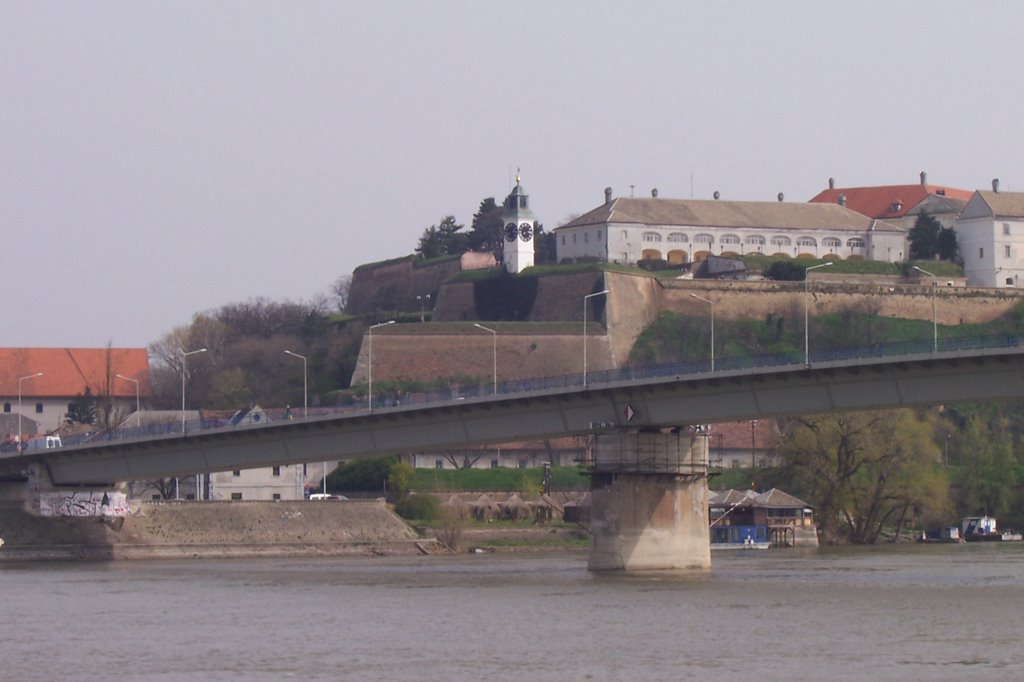 Novi Sad Bridge by gerd j.