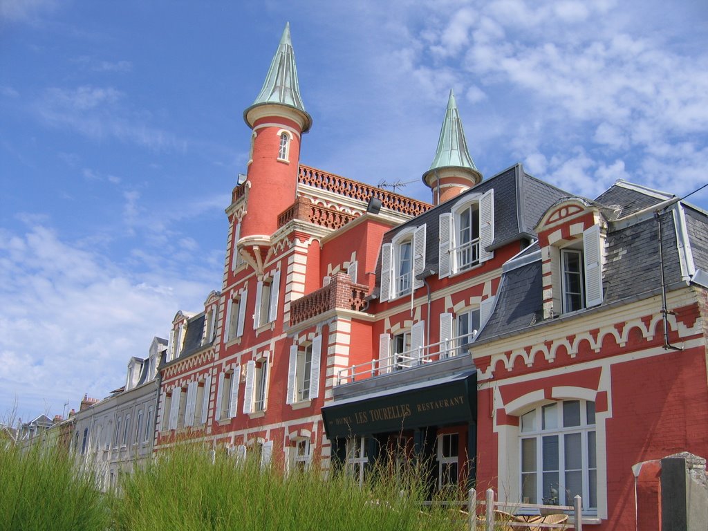 Le Crotoy - Digue de Mer - Les Tourelles by albertoke