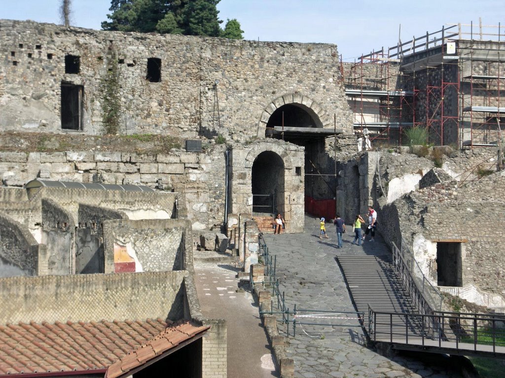 Pompei (NA) by superjohn