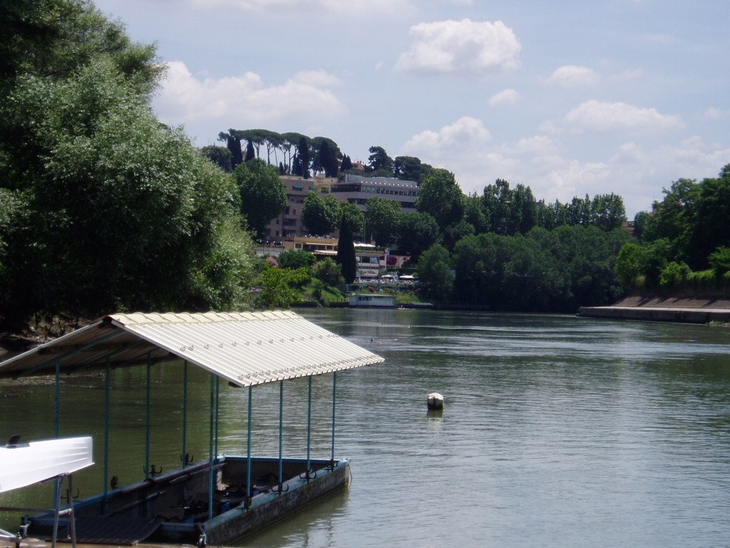 Tevere al canottieri by Andrea Pinci