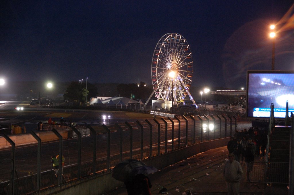 Sunday morning view from grand stands, Le Mans 2008 by Anders Dinsen