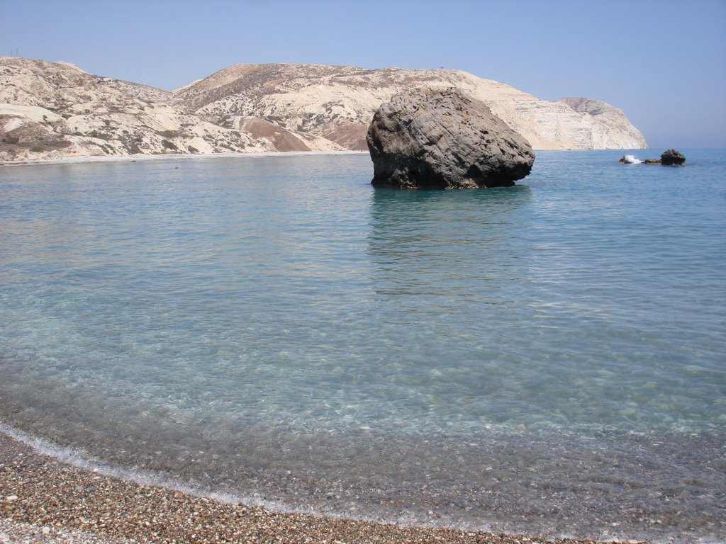 Petra tou Romiou (Aphrodite's birthplace) by Aquaria