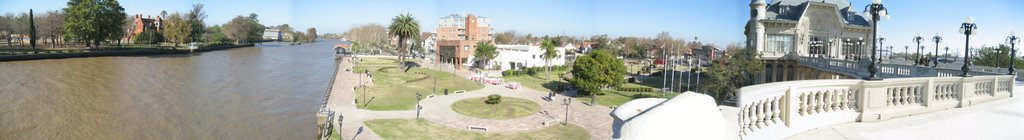 Museo de Arte del Tigre y Rio Lujan by Horacio Arevalo