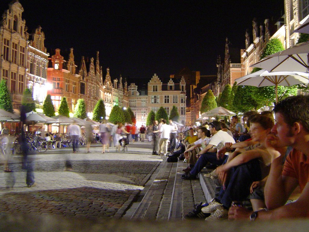 Oude Markt by Johan Byloos