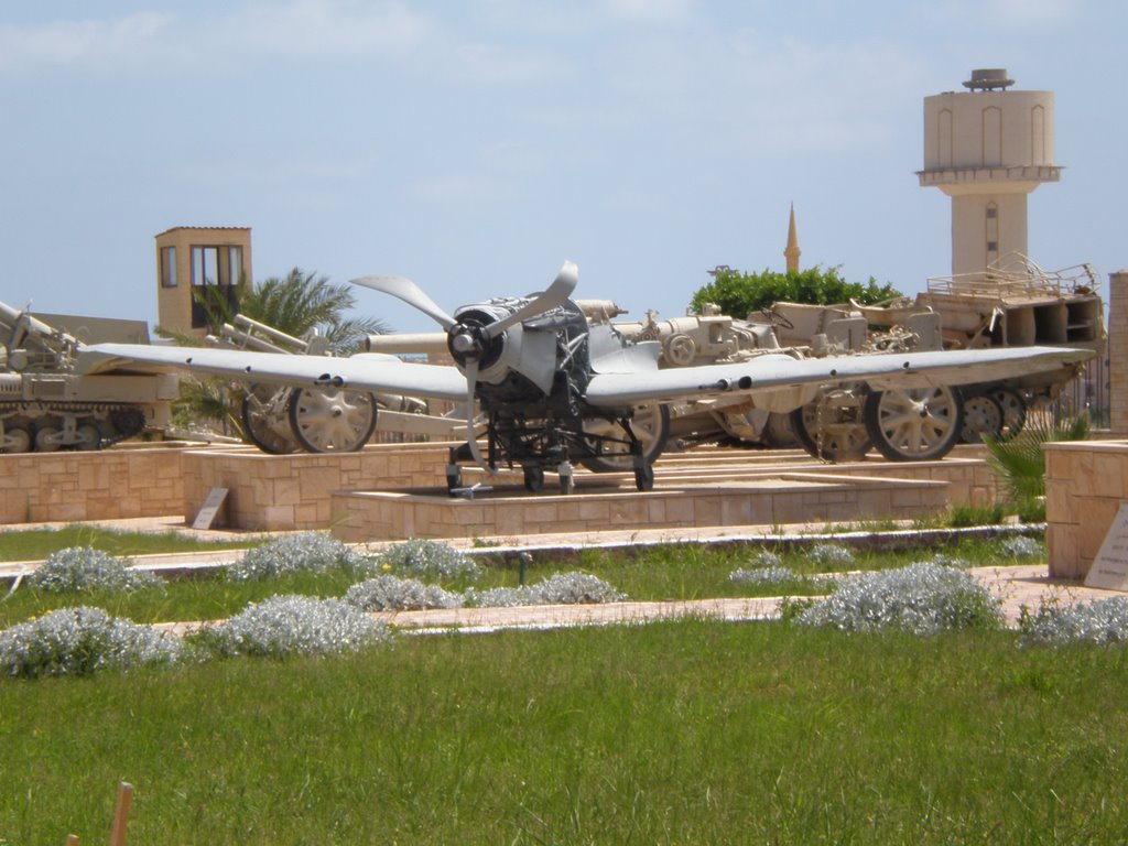 A Spitfire in wwII museum,El Alamein by Pate