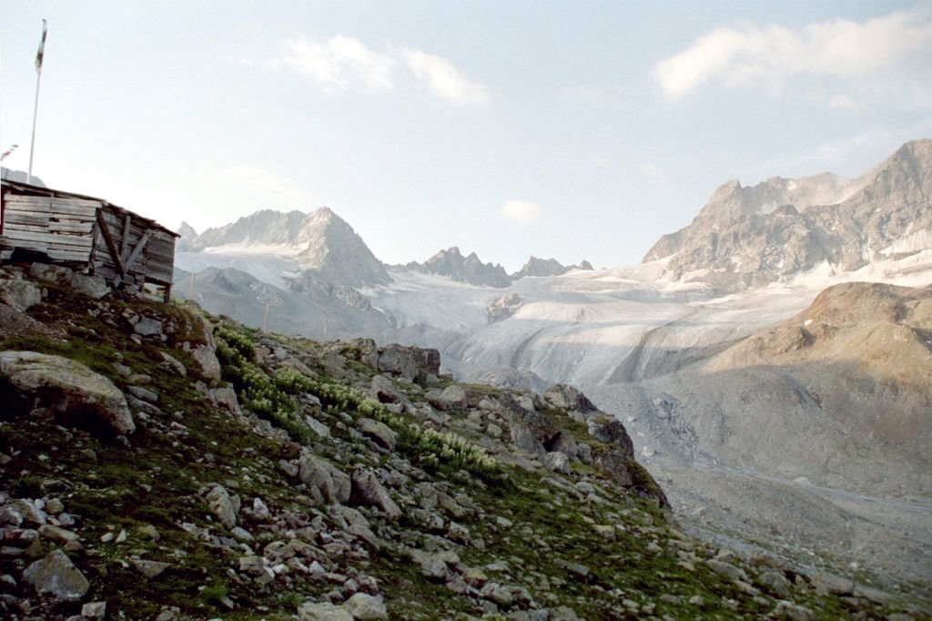 Aussicht von Kesch-Hütte by Thomas Merz-Abt