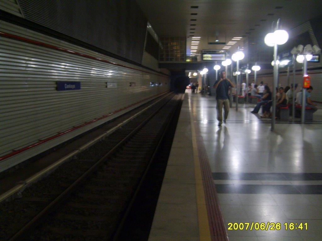 İzmir,Metro by Onur Aşık