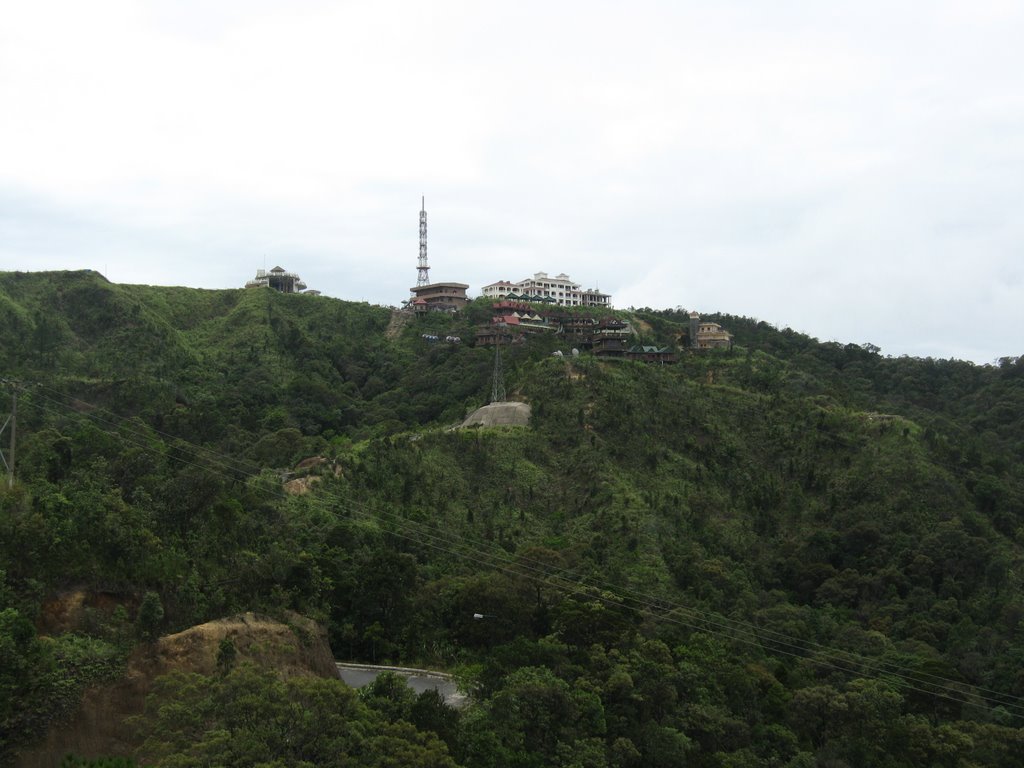 THÁP TRUYỀN HÌNH&KHU BIỆT THỰ BÀ NÀ by Hung Nguyen