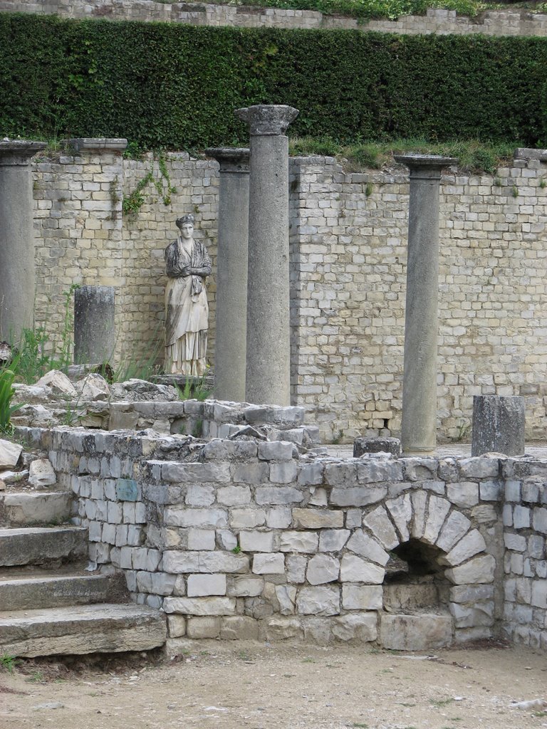 Vaison la Romaine. Francia. by Valentín Enrique