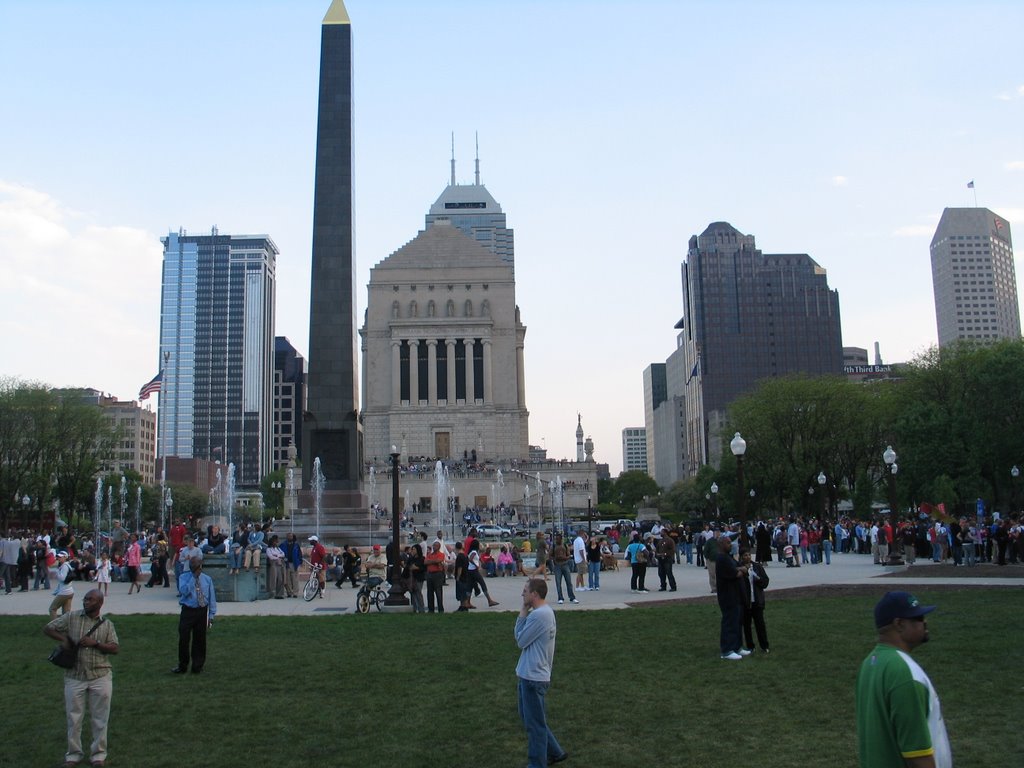 Obama rally in Indianapolis by saxthunder