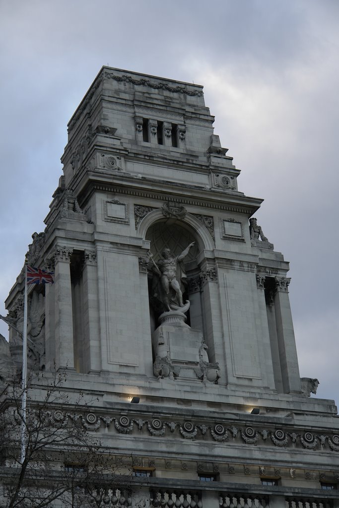 Ten Trinity Square by LacosteTheTurk