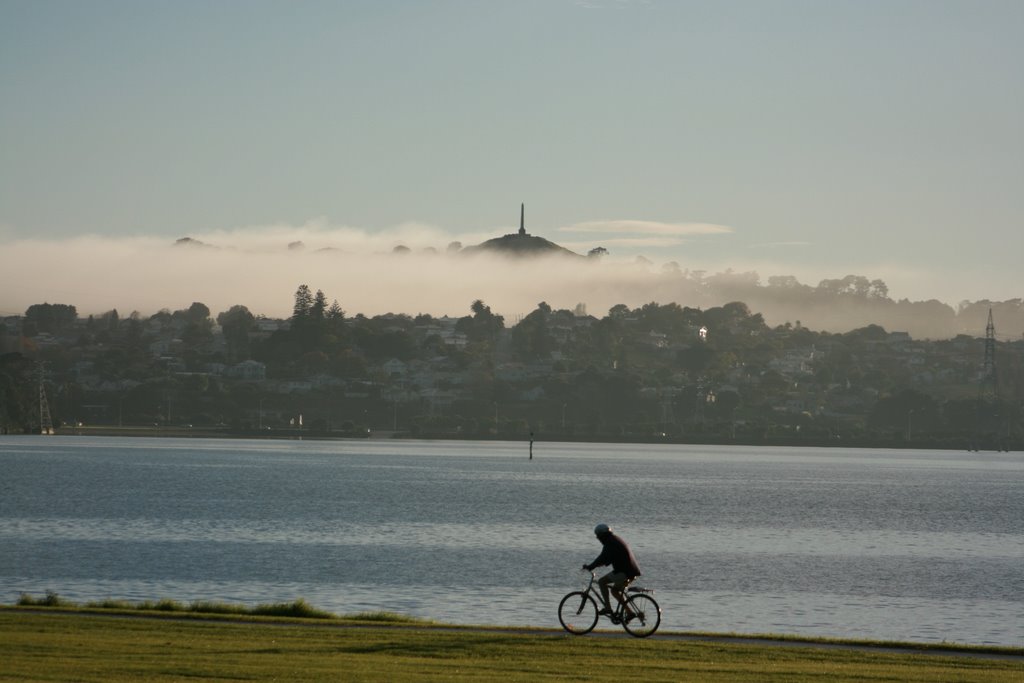 Mangere Bridge, Auckland, New Zealand by sundaywashingline