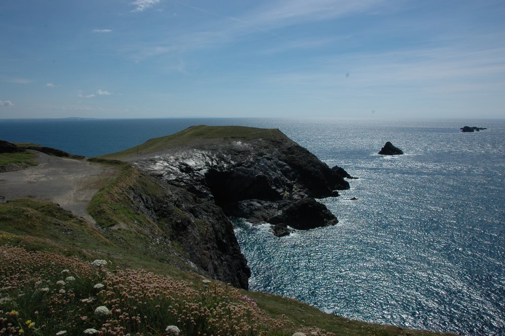 Looking out at Trevose point by zail