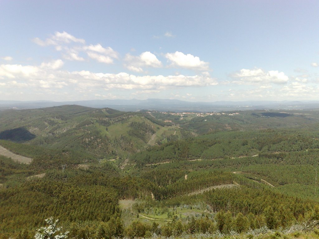 Northern views from São Macário by Val de Mar