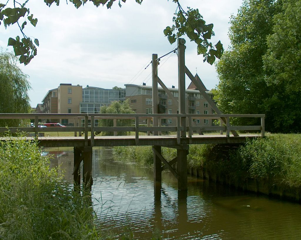 Brücke über Seitenarm der "Berkel" by Simone & Ronnie