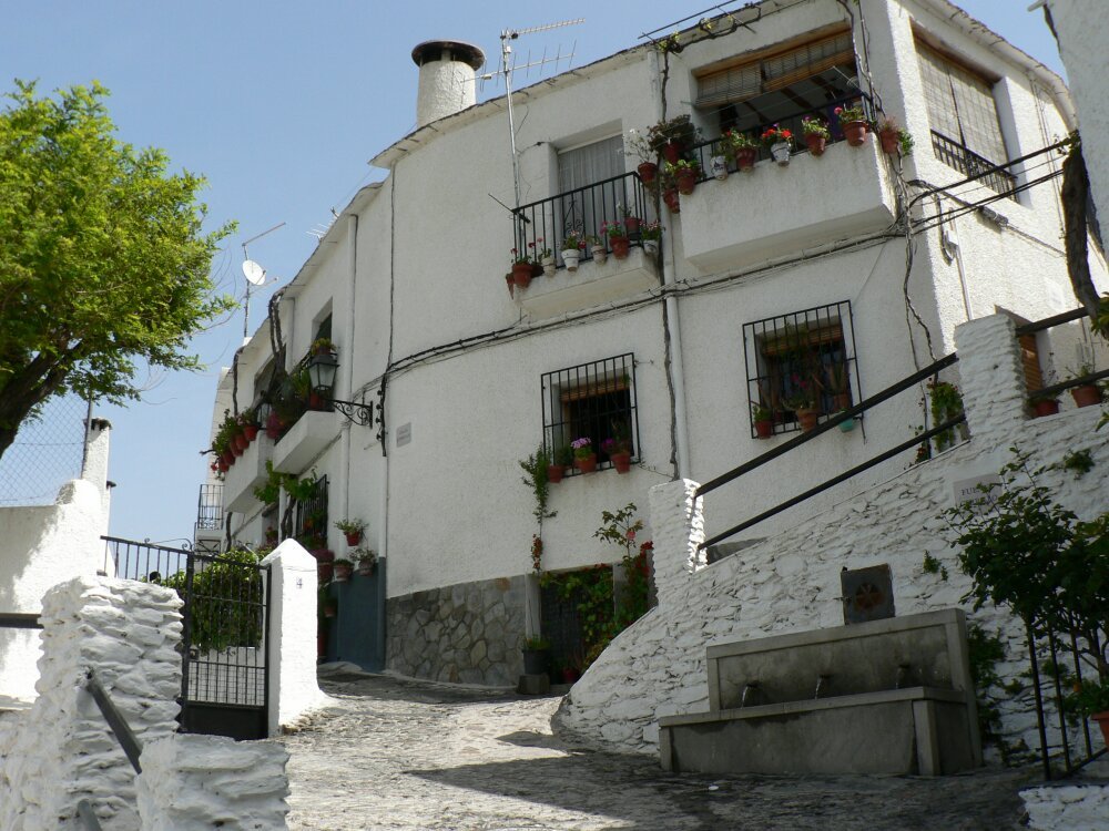 Alpujarra - Pampaneira hierher zugen sich die Mauren nach ihrer Vertreibung aus Granada zurück by Peter und Ute