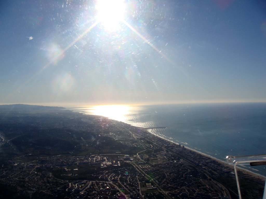 Early morning over Torredembarra by imayora