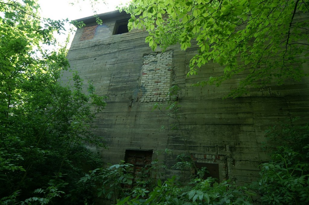 Bunker by Steven en Hanneke