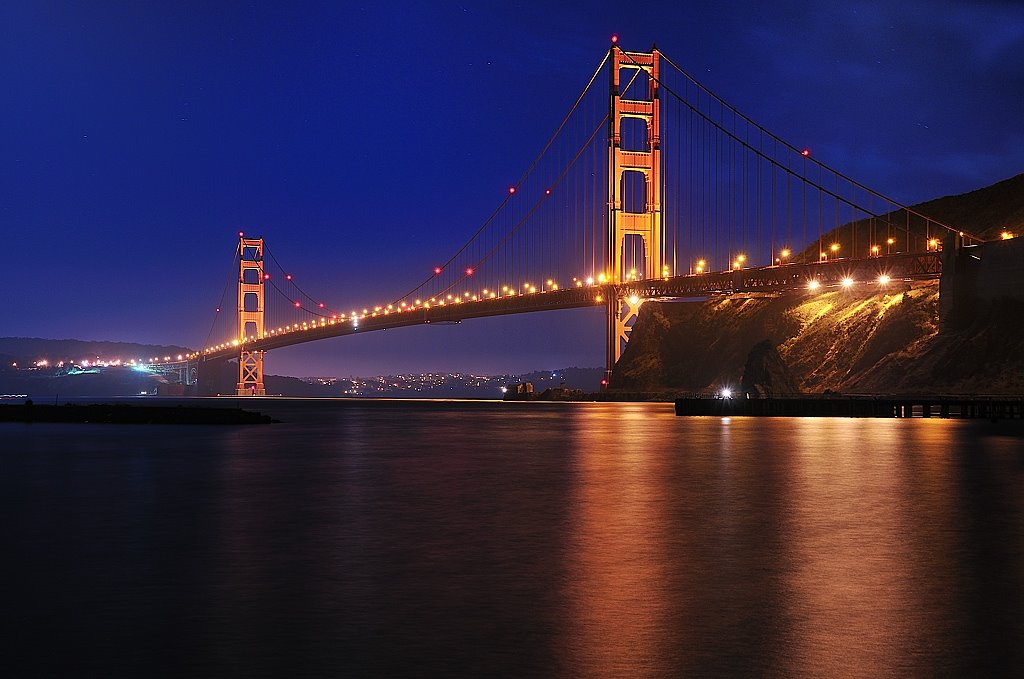 Golden Gate Bridge on a full moon night by spinl0ck