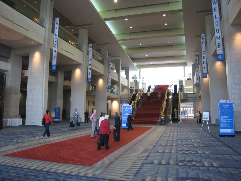 Washington Convention Center, Hall A, lobby area by Sami Salmi