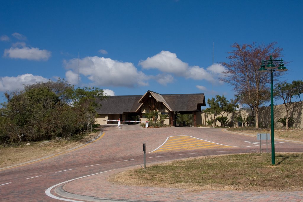 Uitsig Estate Entrance by tommyj