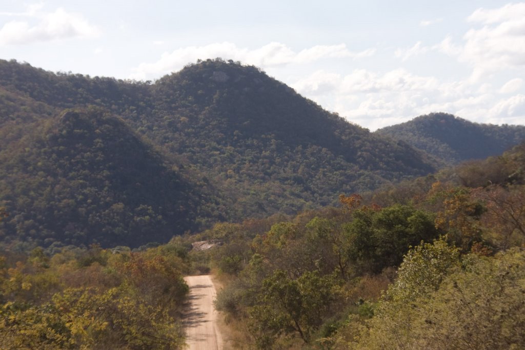 On the Mara Road by tommyj