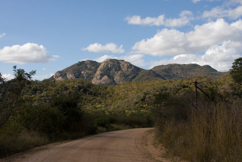 On the Mara Road by tommyj