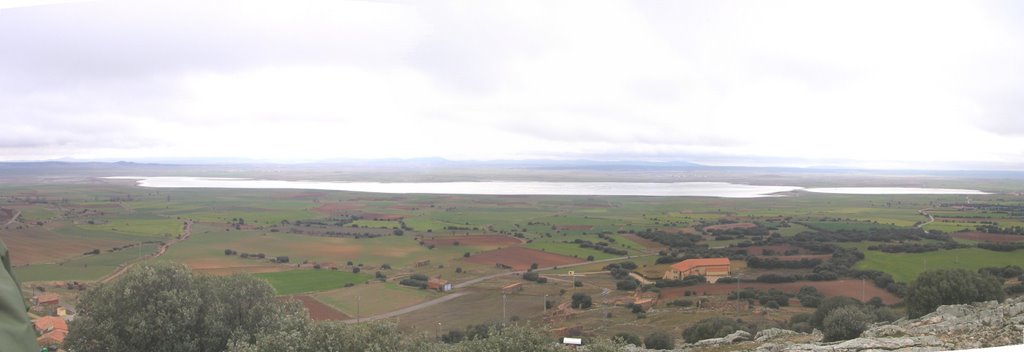 Laguna de Gallocanta by FERNANDO CANCHO PUEN…