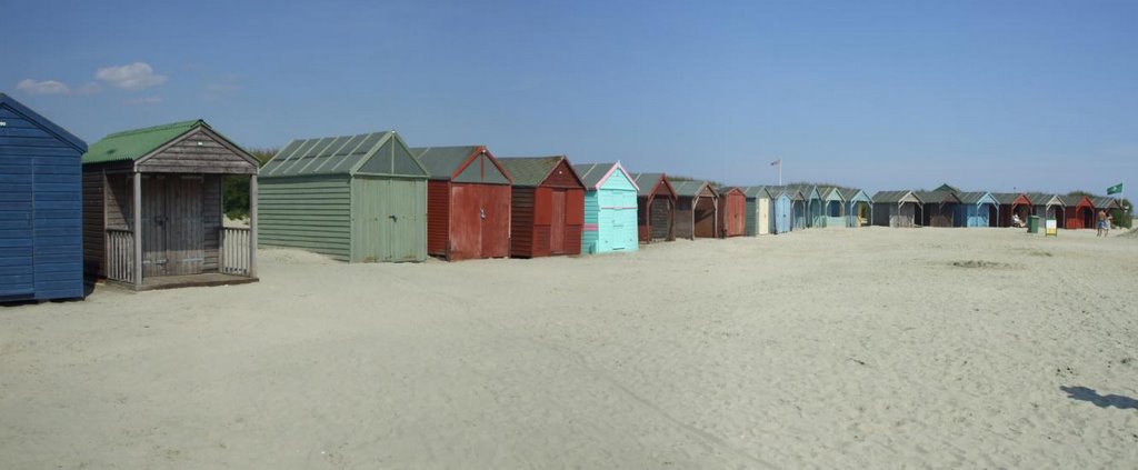 Beach Huts - West Wittering by marspondfish