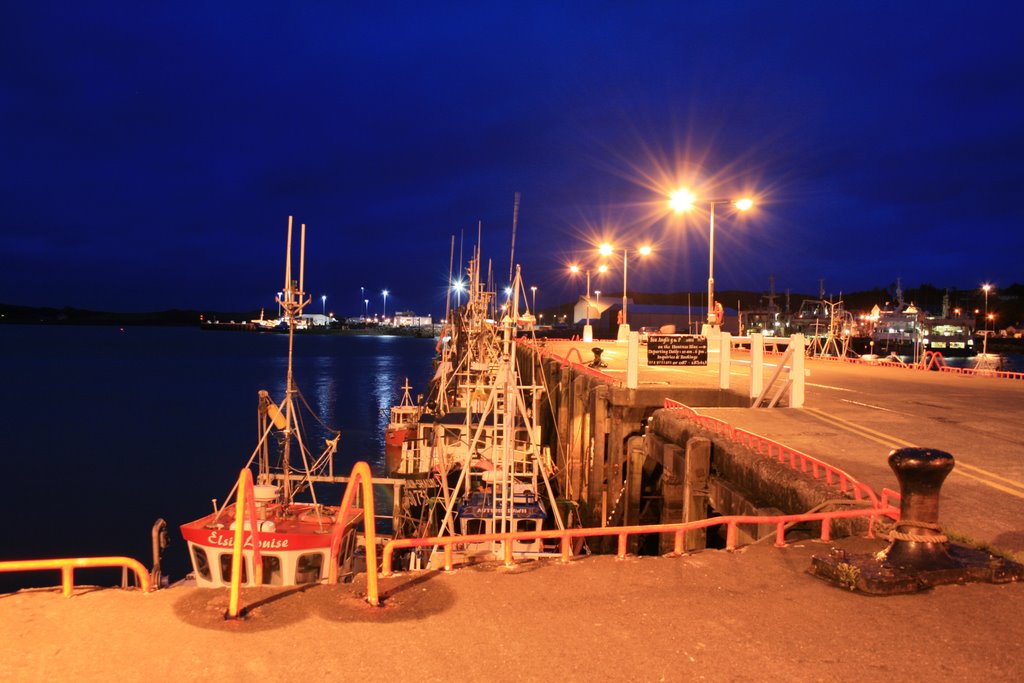 The Port @ night by Bolagraphy