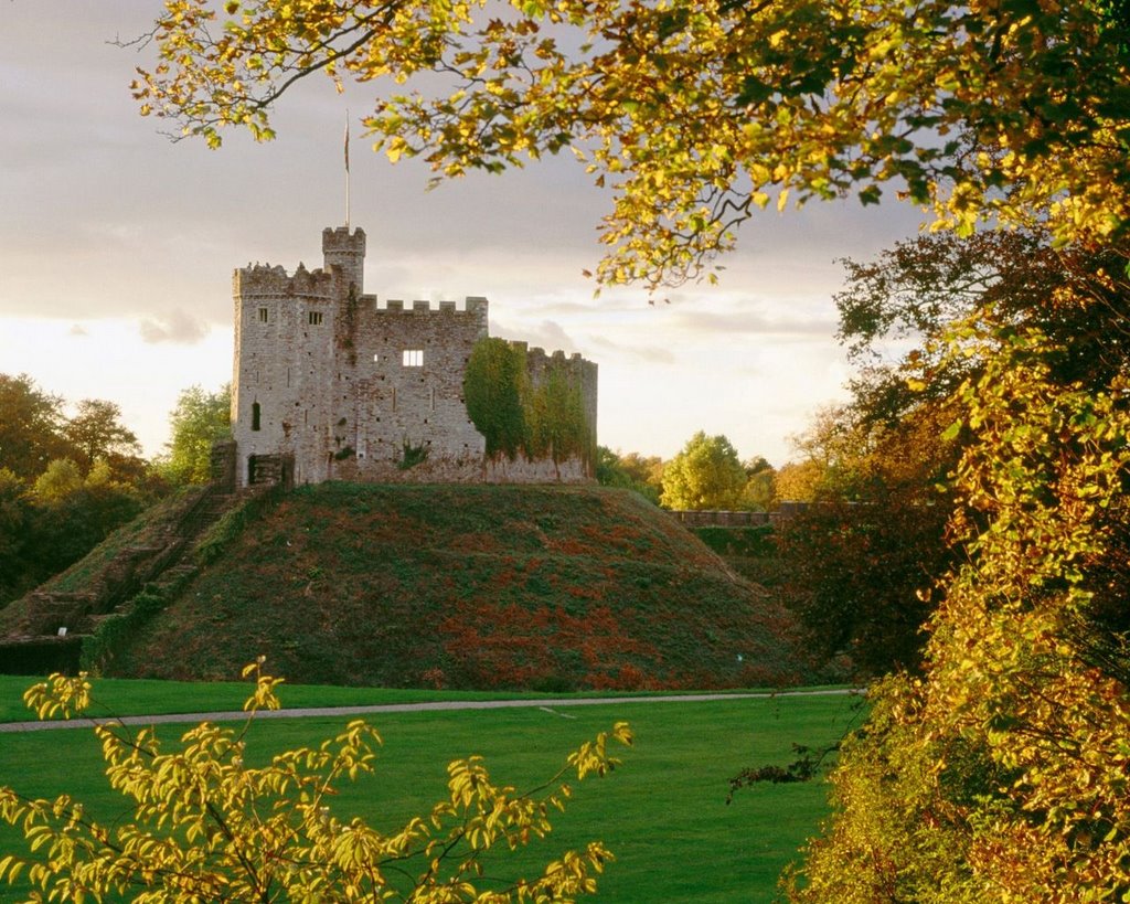 Cardiff Castle by Zboubator