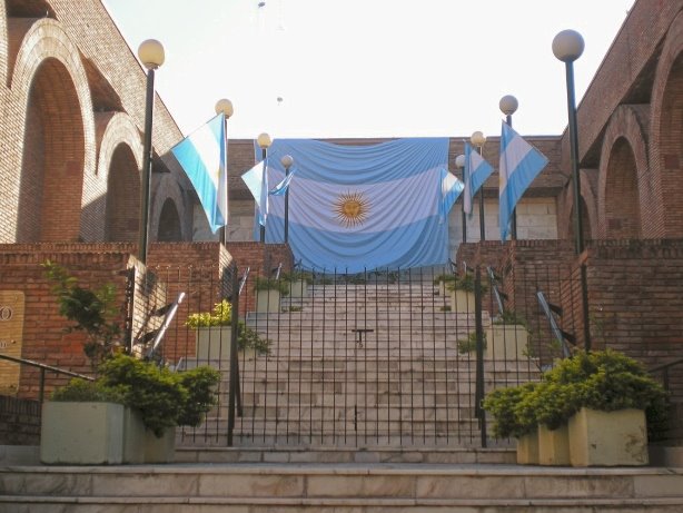 Día de la Bandera- en el Obispo Mercadillo- by turismocordobaciudad