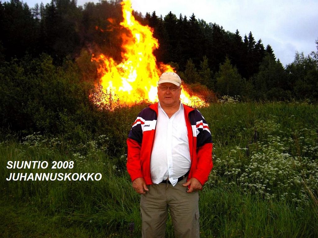 Siuntio Juhannuskokko 2008 02 by Oiva Pääkkönen